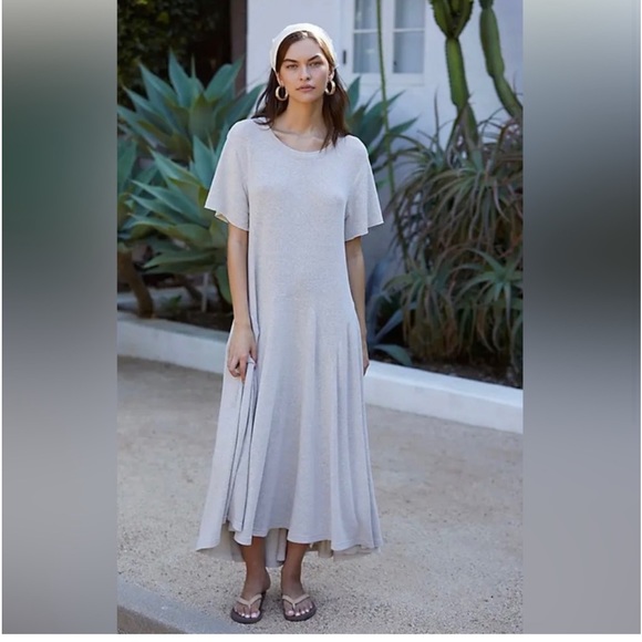 Free People Dresses & Skirts - Black Free people cut out back Maxi swing dress